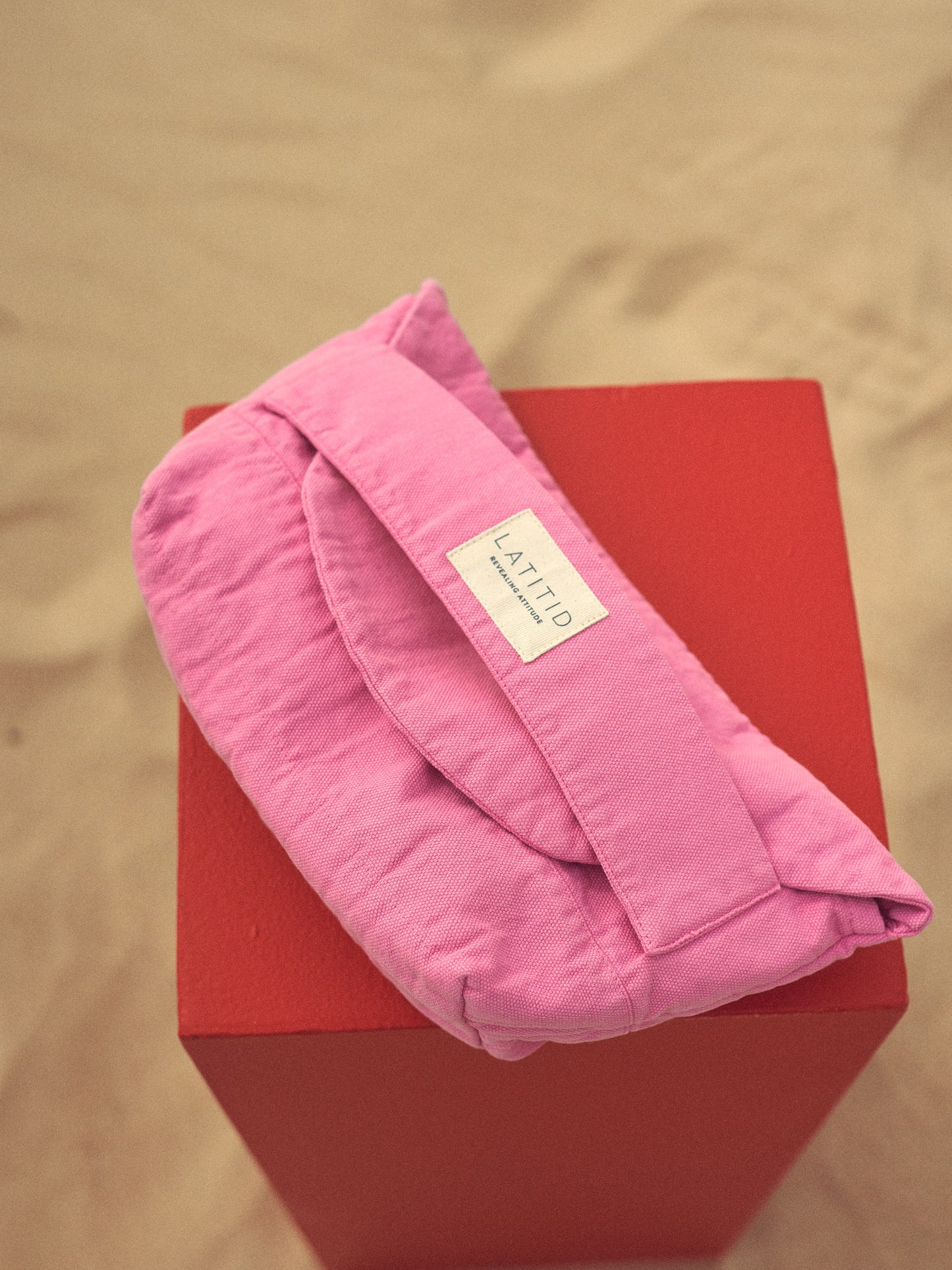 BEACH CLUTCH | C1
