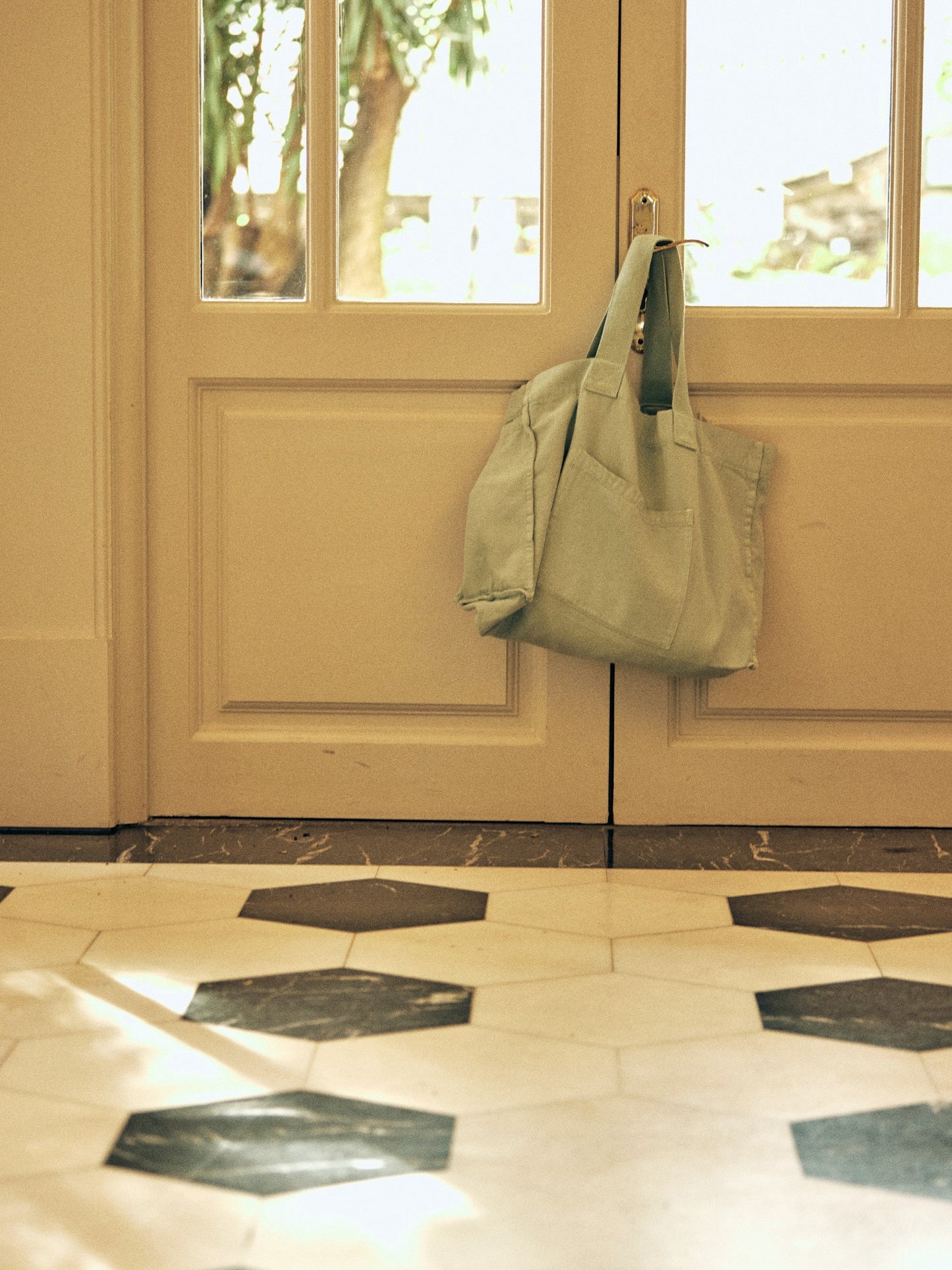 BEACH TOTE | C4