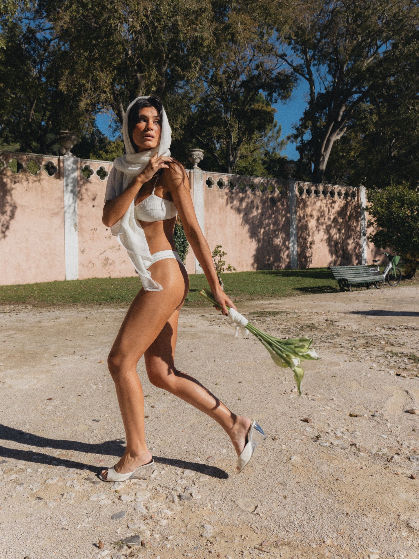 THE LOW-WAIST “RUNAWAY” BIKINI I SALTY WHITE